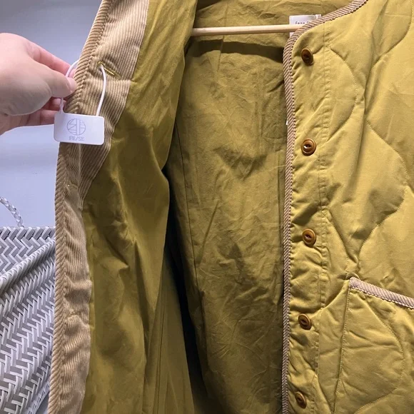 Down jacket (new) - Picture 6 of 6